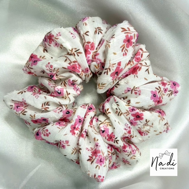 Packs — a gift-wrapped set of five scrunchies